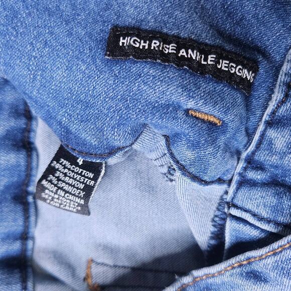 Rue 21 High Rise Ankle Jegging Jeans Size 4 Juniors Medium Wash - Picture 6 of 10
